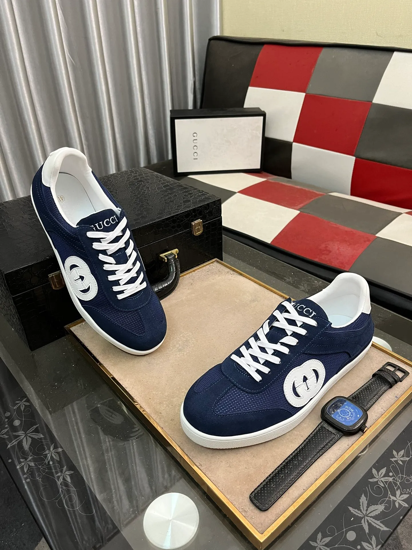 Men's shoes💰380⌚️⌚️[GUCCI] Gucci men's casual shoes are absolutely popular🔥The ultimate matching item for trendy men! The charm of super texture is irresistible, the main recommendation, the flower leather color is bright! The upper is made of high-quality cowhide + brand printed fabric, sheepskin feet, wear-resistant rubber sole, noble and elegant! Extremely comfortable🎁🎁You can be as handsome as you want💪 38-447️⃣colors available